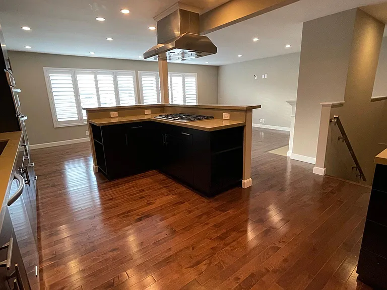 141 N Spruce Ave — Photo 15