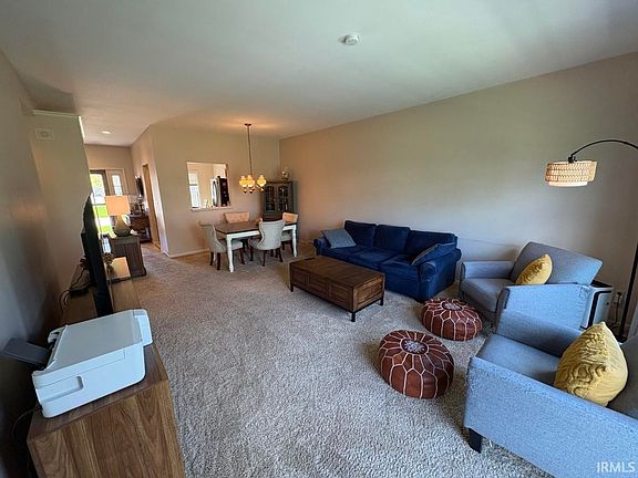 5th image of 1464 Willow Ct