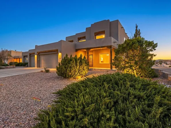 3823 Alamogordo Dr NW, Albuquerque, NM 87120