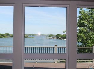 6340 Harbor Way, Wentworth, SD 57075