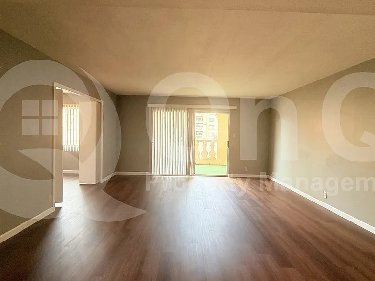 7910 E Camelback Rd #102 — Photo 4