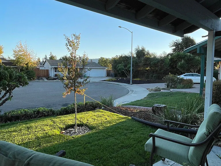 6853 Prospect Ct — Photo 3