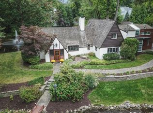 2 Brooklawn Dr, Short Hills, NJ 07078