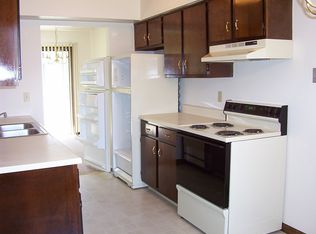 473 Old Orchard Dr, Essexville, MI 48732