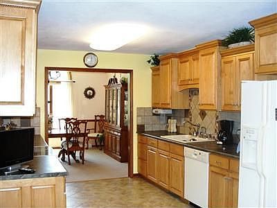 3rd image of 4008 Terra Bella Dr