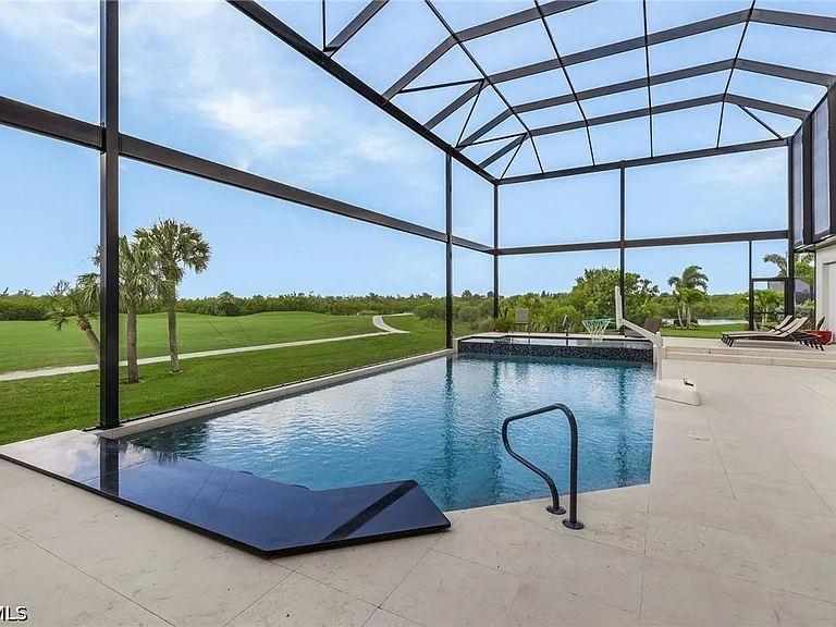 11695 Royal Tee Cir — Photo 31