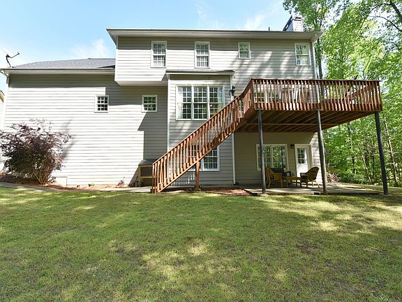 Covered patio & deck