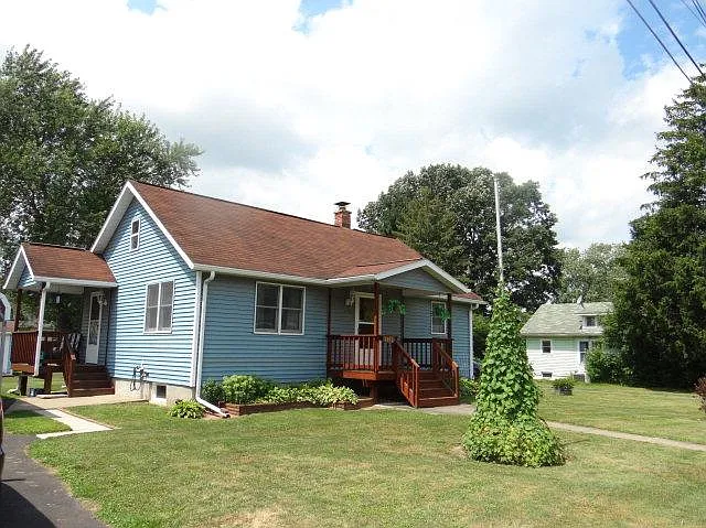 1156 Oakdale Ave photo 1