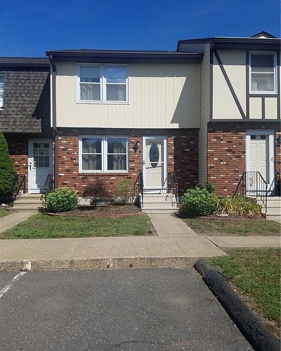 1st image of 2 Saint Marc Cir #G