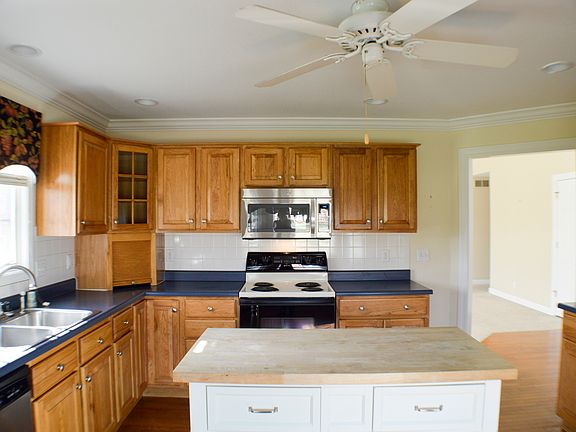 5th image of 2547 W Benton Ct
