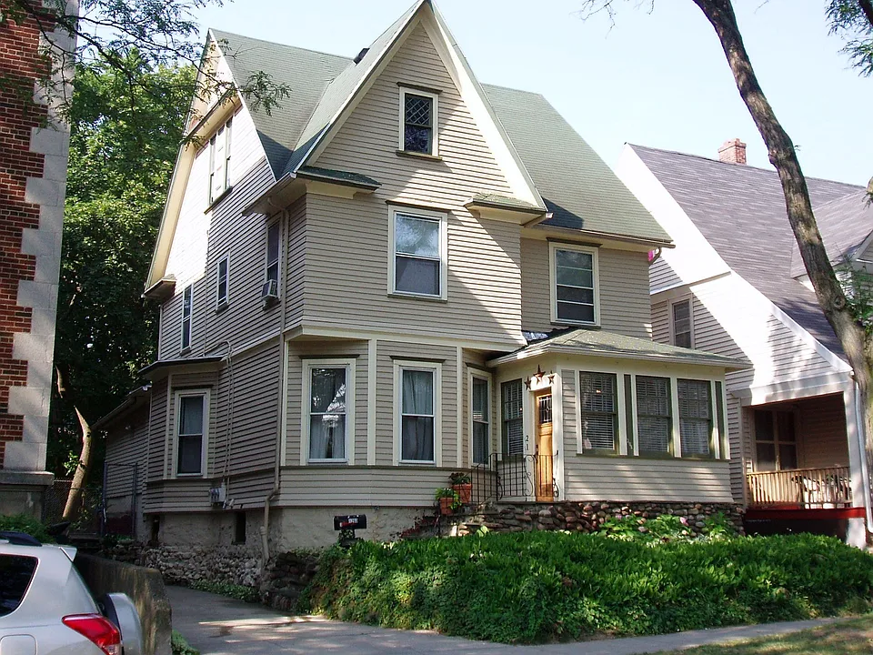 1203 Park Ave #1