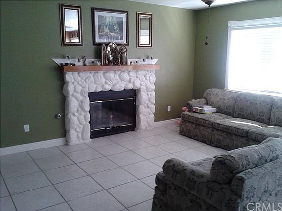 4th image of 2429 W Loma Vista Dr