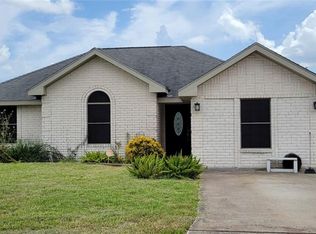 908 Thornwood Dr, Mission, TX 78574