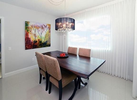 Home For Sale In The Landmark