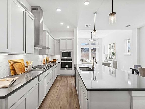 The Cleveland - Kitchen