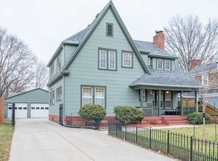 1211 44th St, Des Moines, IA 50311