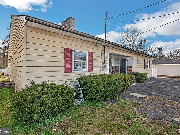 3rd image of 3413 N Delsea Dr
