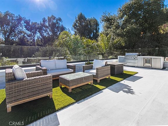 3rd image of 4622 Caritina Dr