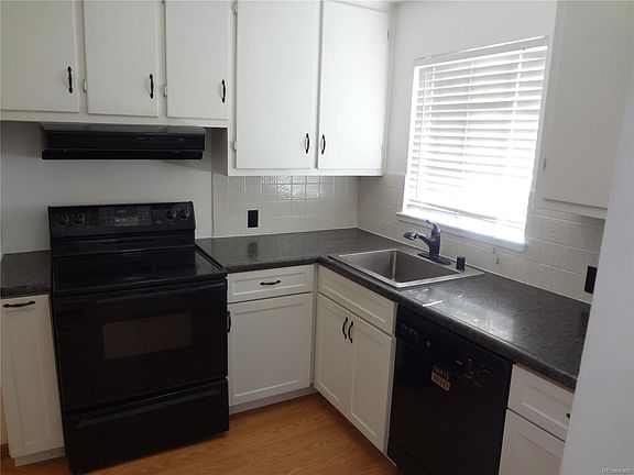 5th image of 1316 N Osceola St