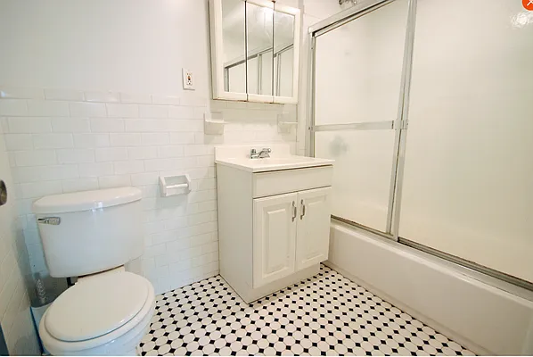 Rented by Compass | media 3