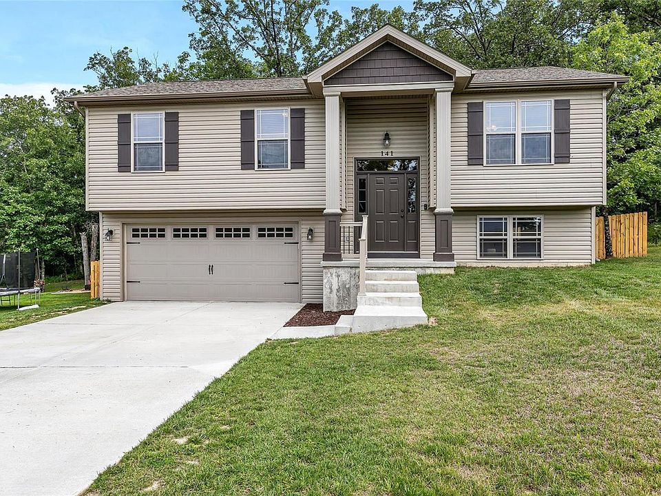 1st image of 141 Sugar Creek Dr