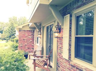 10182 Briar Creek Ln, Carmel, IN 46033