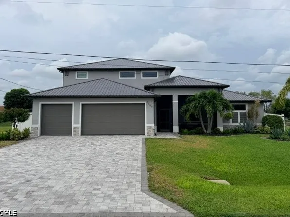 1909 SE 14th St, Cape Coral, FL 33990