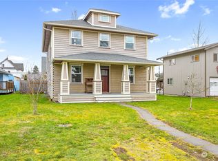 475 E St, Blaine, WA 98230