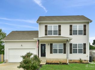 400 Athena Dr, Clarksville, TN 37042