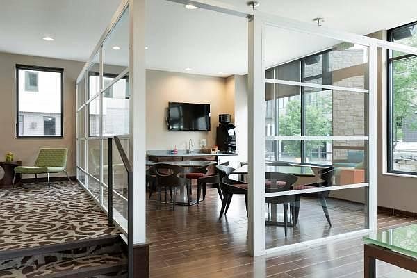 1st image of 3923 Excelsior Blvd #412
