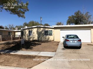 1239 Ave H-15, Lancaster, CA