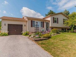 55 Allen Dr, Hanover, PA 17331