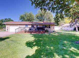 1107 Broad St, Plymouth, IA 50464
