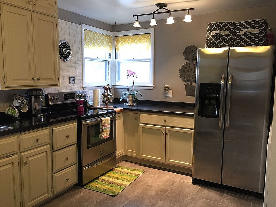 New s. steel appliances!