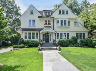 4 Sussex Avenue, Bronxville, NY 10708