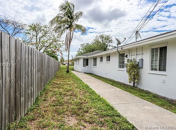 3rd image of 4129 NW 23rd Ave