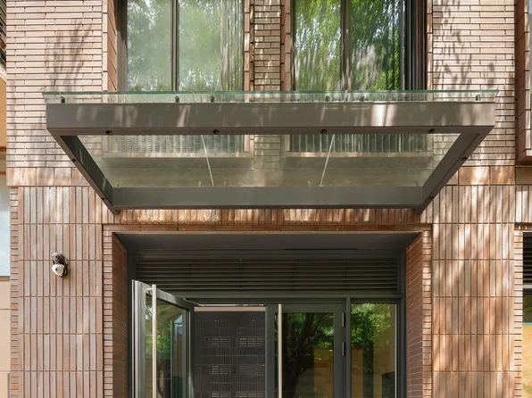 601 Baltic Street image 7 of 12