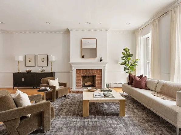 10 Sidney Pl, Brooklyn, NY 11201