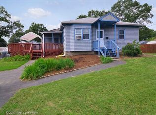 285 Sargent St, Warwick, RI 02888