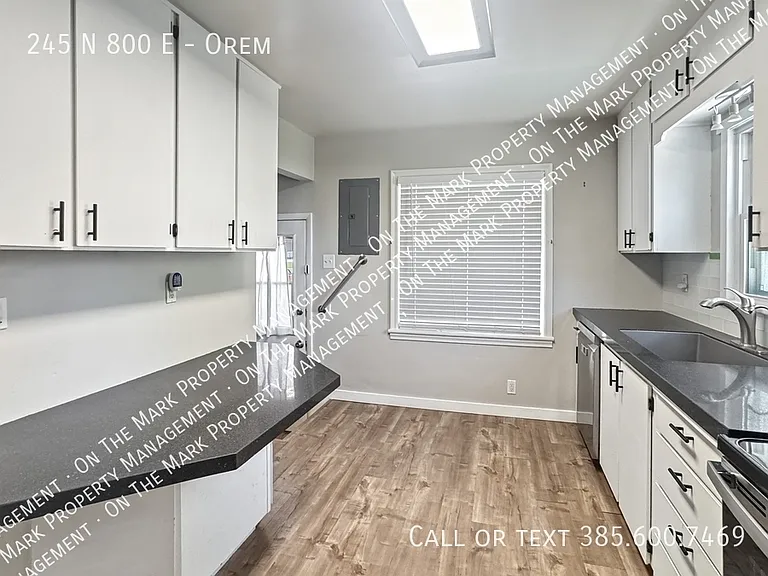 245 N 800 E #OREM — Photo 6
