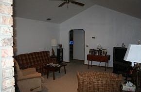 3rd image of 28 Needles Dr