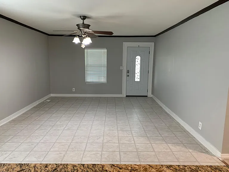 2616 E Admiral Blvd — Photo 5