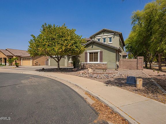 4th image of 19028 E Cardinal Way E