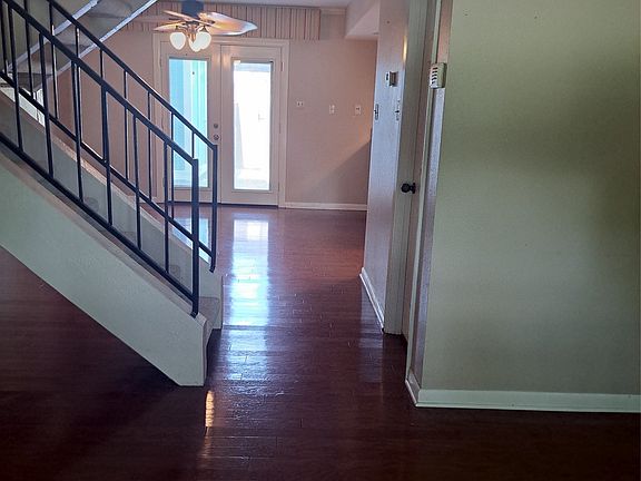 4th image of 9803 Smitherman Dr