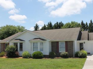 17 Breakers Ct, Clinton, TN 37716