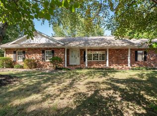 5 Hawthorn Ct, Bethalto, IL