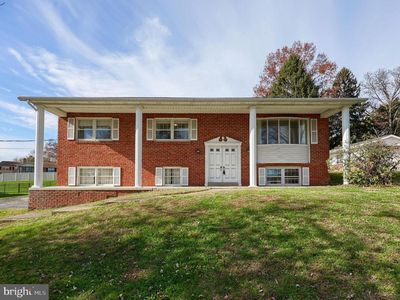 90 Churchill Dr, York, PA, 17403