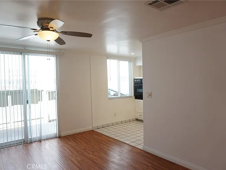 4610 Densmore Ave #20 — Photo 13