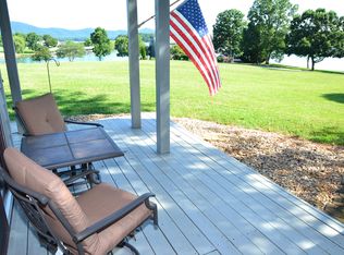 100 Sailors Cove Dr UNIT 1322, Moneta, VA