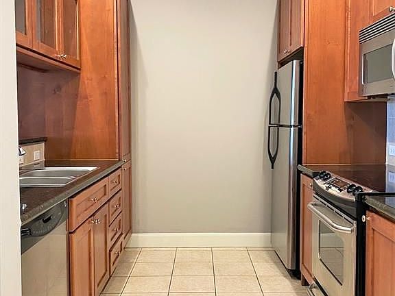 5th image of 1010 Rosine St APT 308